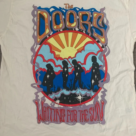 Daydreamer The Doors Waiting For The Sun Boyfriend Tee - Size XS - NWOT - Picture 6 of 9
